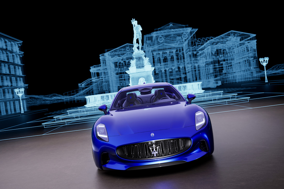 Maserati-Gran-Turismo-110-ANIVERSARIO-Blu-Inchiostro (5).jpg
