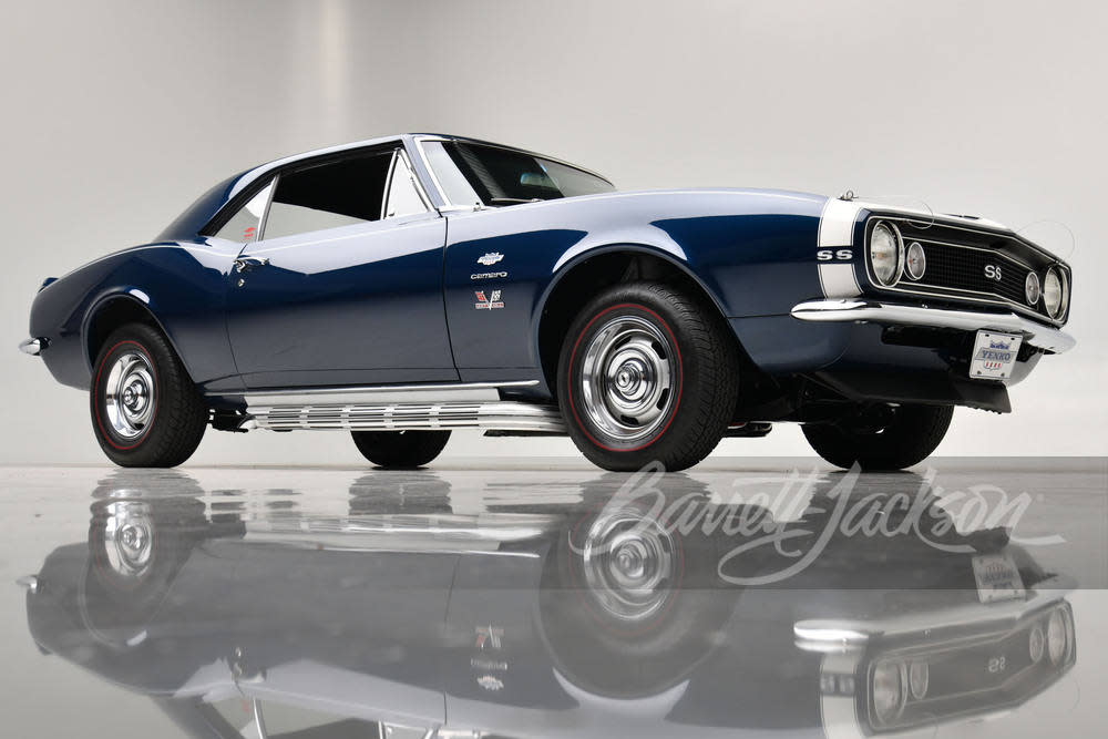 Yenko Super Camaro de 1967 barret Jackson 2022 (1).jpg