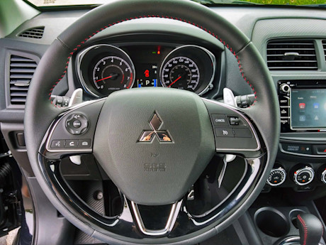 Editorial 2017 mitsubishi rvr black edition 19 sg