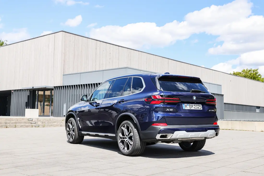 P90518135 highRes the-new-bmw-x5-08-23