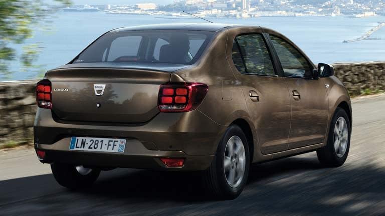 Dacia Logan vedere din spate