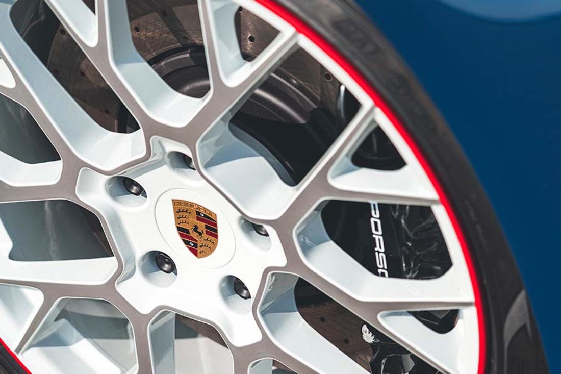 Porsche-911-America-2022-autoscout24 (9).jpg