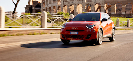 Fiat 600e (2023) banner