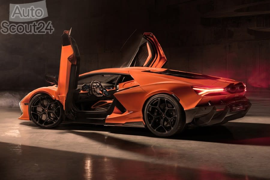 Lamborghini-Revuelto-2024-1024-08.jpg