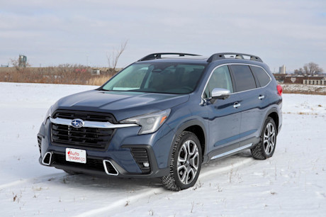 Editorial 2023 subaru ascent premier 03 jm