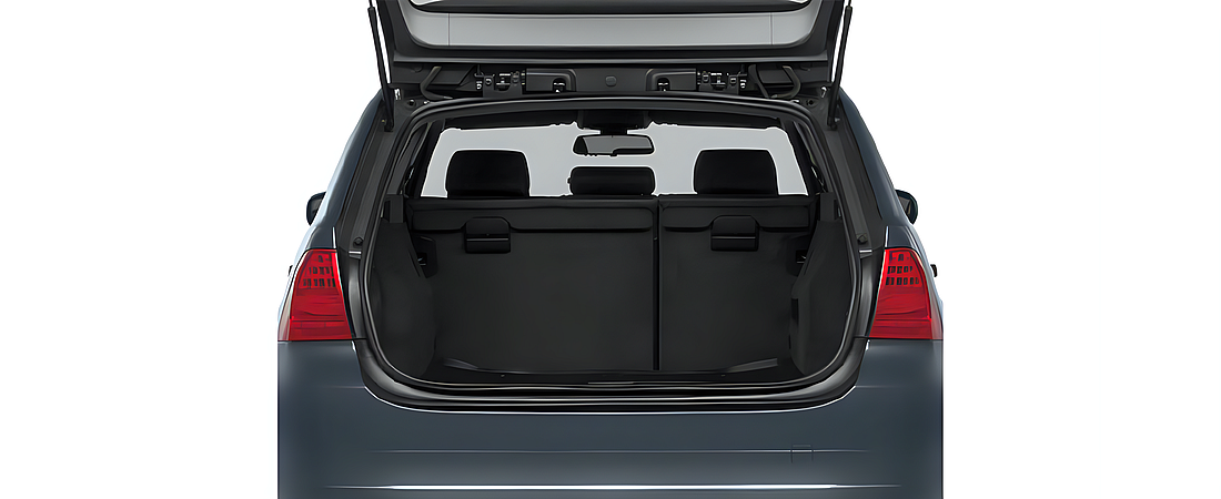 BMW 3 Series 2010 32