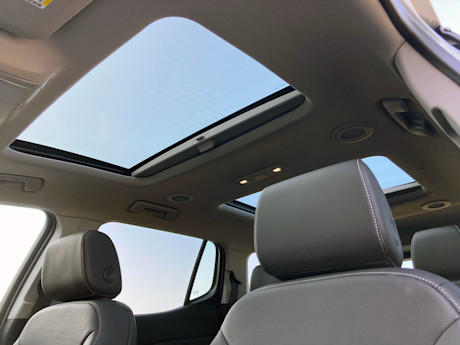 GMC Acadia SLT 2023 : essai routier Image