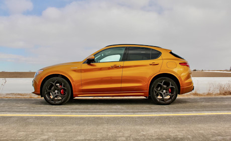 Editorial 2022 alfa romeo stelvio veloce 04 pb