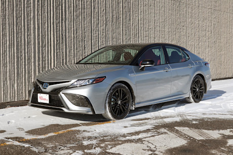 Editorial 2021 toyota camry hybrid xse 04 jm