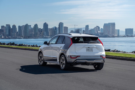 Editorial 2023 kia niro 01 kia fr