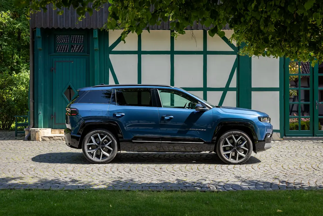 Jeep-Compass-laterale