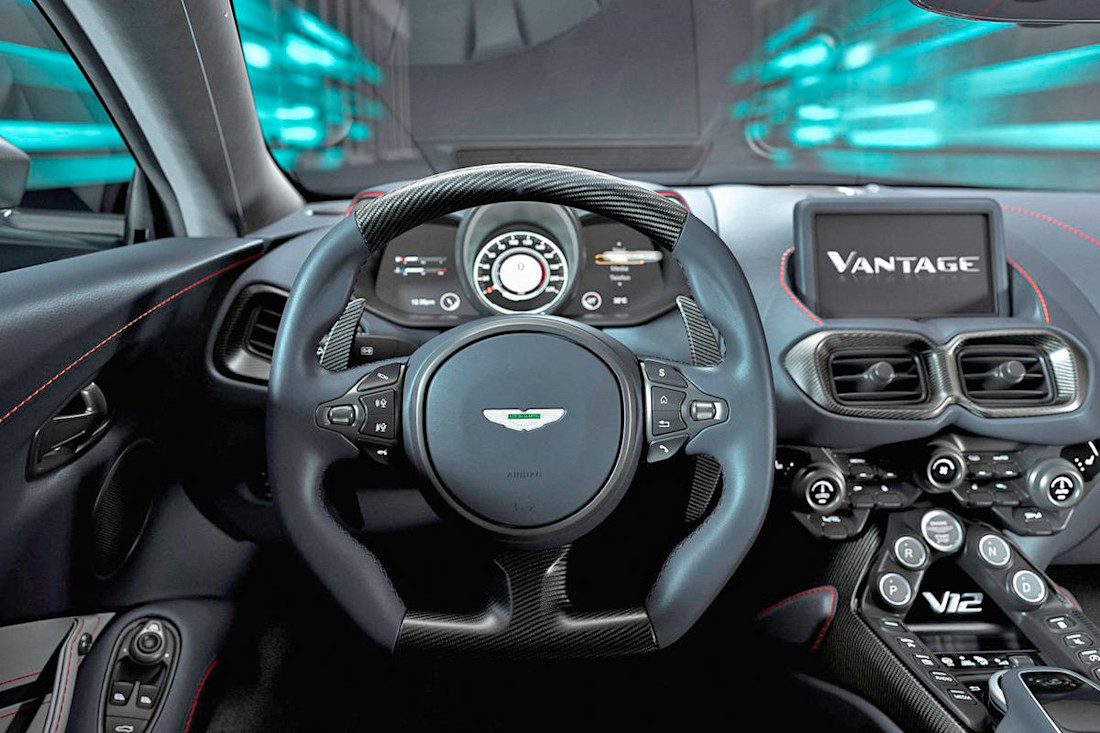 Aston Martin Vantage V12 2023 (10).jpg