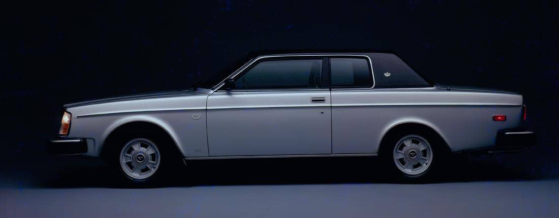 18FGVWYwRZqUs0IMI1xKlN-1ce13167332da756ff2c78313d43d8d4-volvo-262-l-02-1100