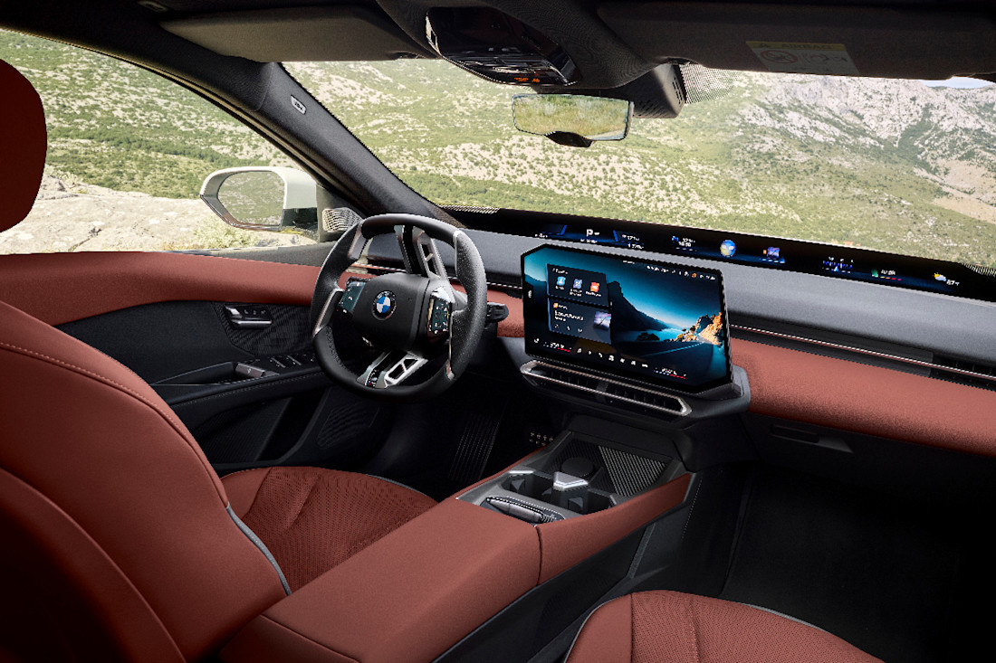 BMW-Serie-3-2027-interior (2).jpg