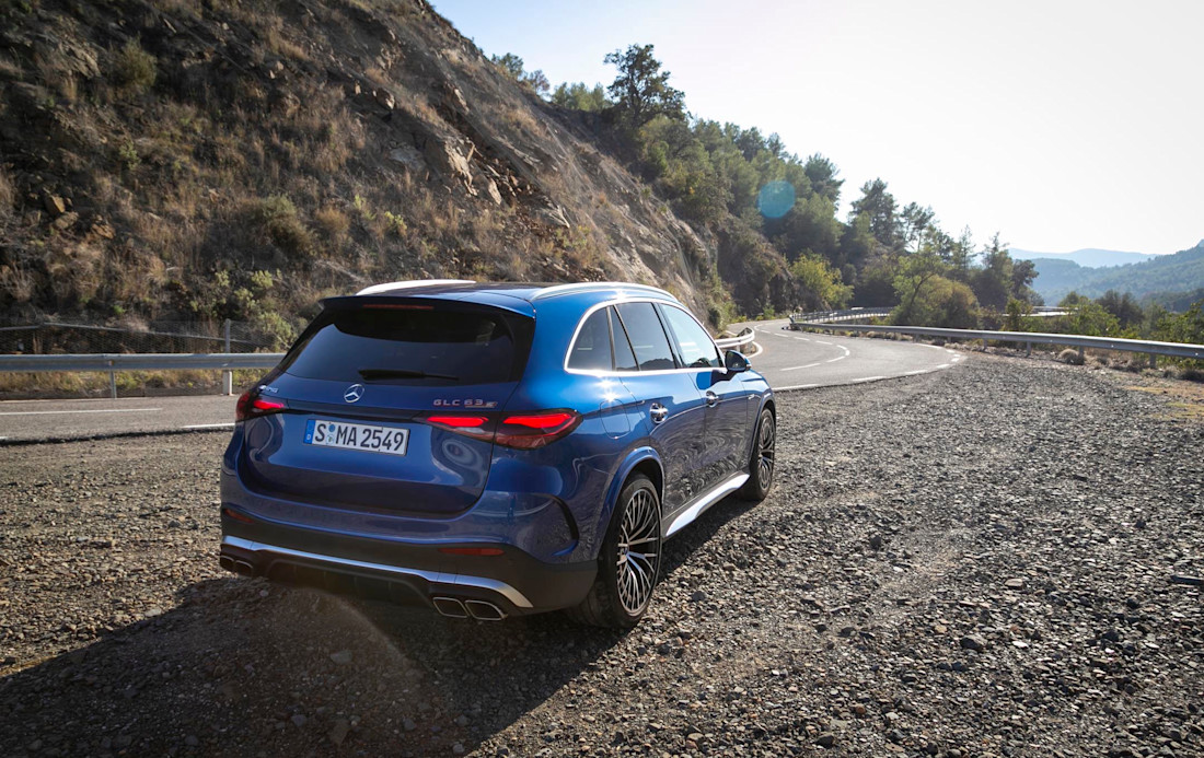 Editorial 2025 mercedes amg glc 63 s fd 231016 08 jw