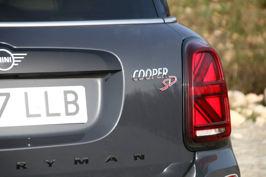 compa-mini-countryman-11.jpg