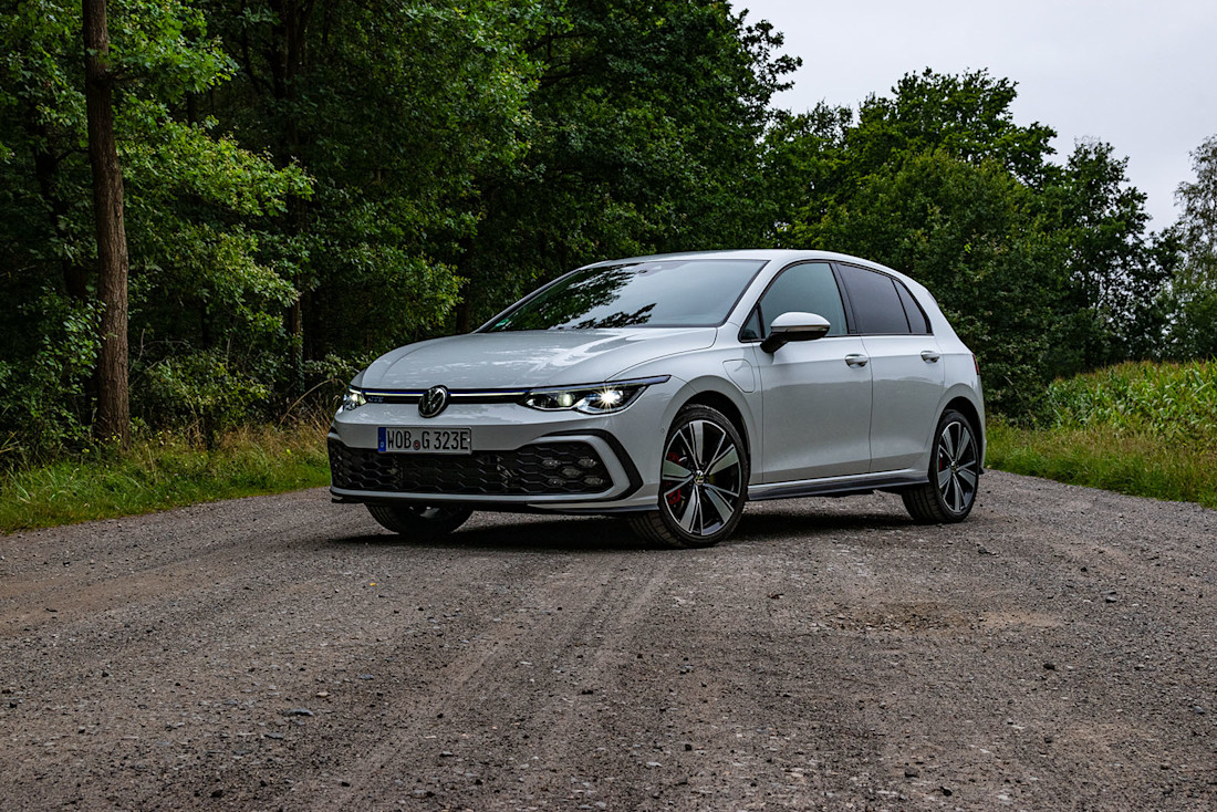 Golf 8 GTE & Golf 1.5 eTSI im ersten Test: Wolfsburg elektrisiert