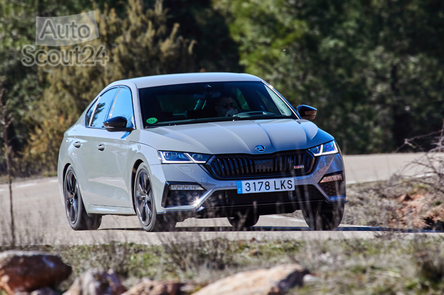 skoda-octavia-rs (25).jpg