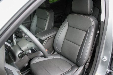 GMC Acadia SLT 2023 : essai routier Body Image