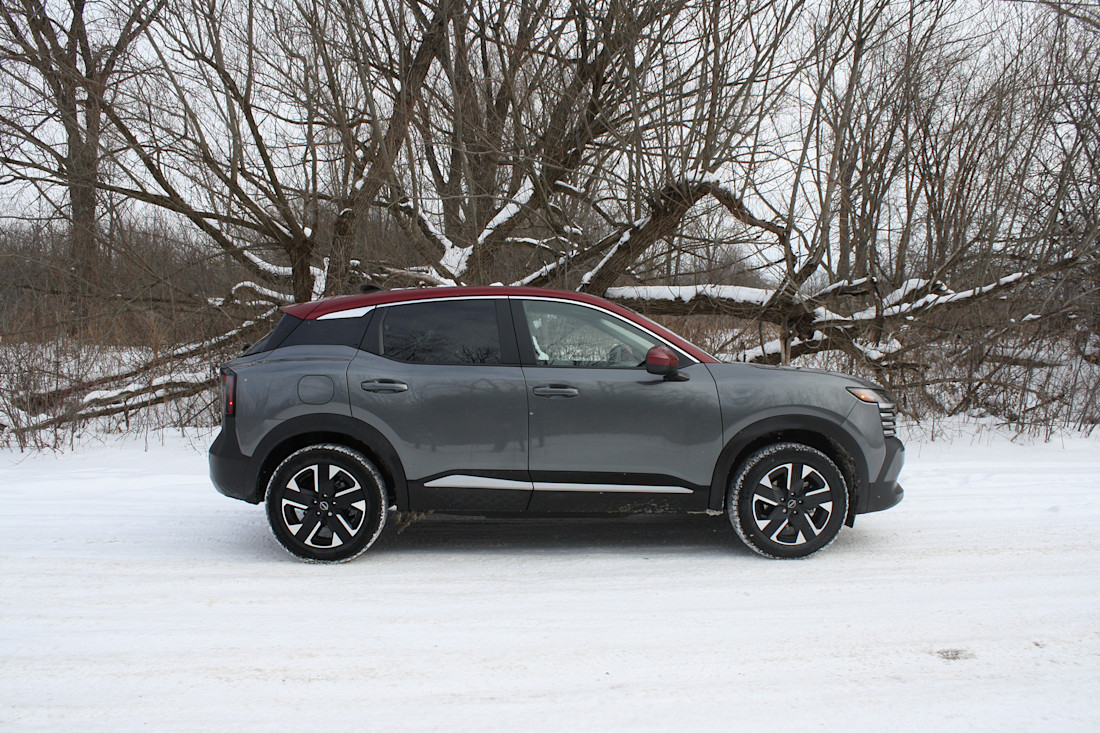 2026 Nissan Kicks - TD - DB - 260106 - 9.jpg