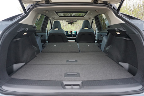 2025 Nissan Ariya Review + Video Body Image