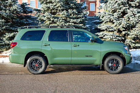 Editorial 2020 toyota sequoia sr5 trd pro 04 jm