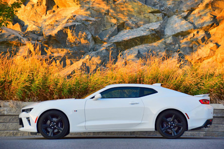 Editorial 2018 chevrolet camaro ss 04 jp
