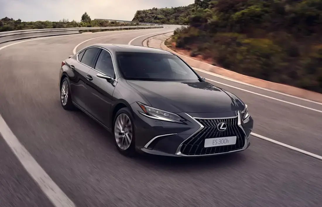 Lexus ES