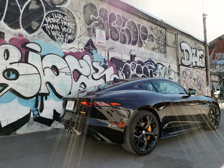 Editorial 2018 jaguar f type 400 sport coupe awd 14 bh