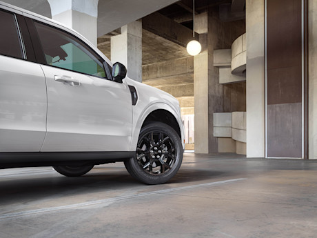 Editorial 2025 ford maverick refresh 240730 4