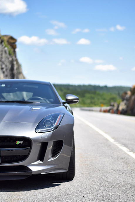 Editorial 2016 jaguar f type s coupe jp 07