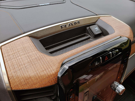 Editorial 2019 ram 1500 laramie longhorn 27 sw