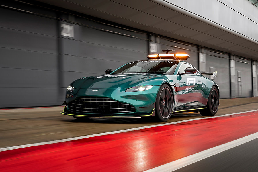 Aston Martin VantageOfficial Safety Car of Formula One01