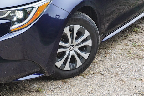 Editorial 2022 toyota corolla hybrid premium 07 di