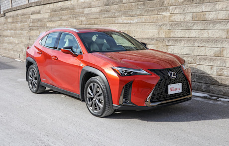 Editorial 2021 lexus ux 250h awd 03 jm