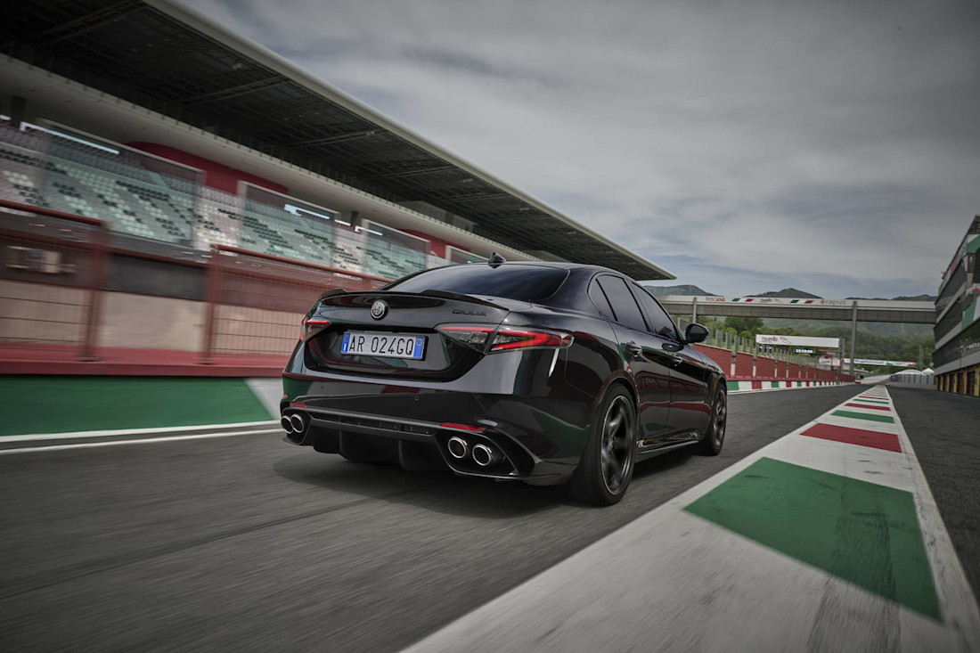 GiuliaSuperSport(2).jpg