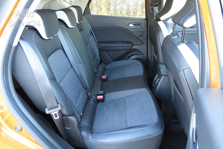 FT_1_renault captur 2021_asiento tras _2 .JPG