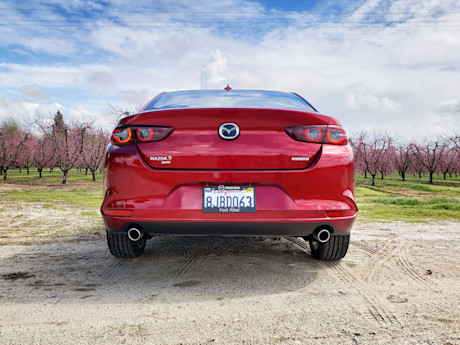 Editorial 2019 mazda3 awd 07 sw