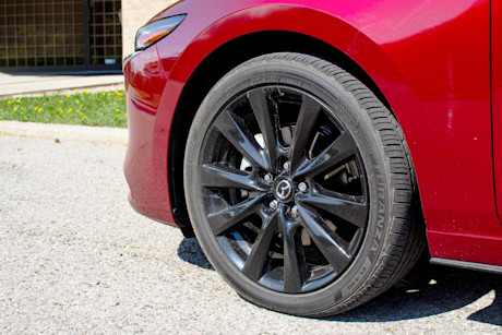 Editorial 2021 mazda3 gt turbo awd 09 sm