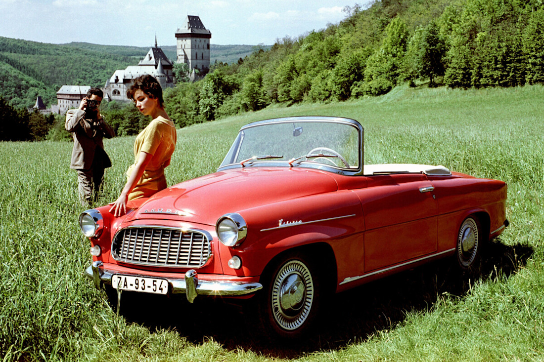 Skoda-historia_skoda_felicia-50s.jpeg
