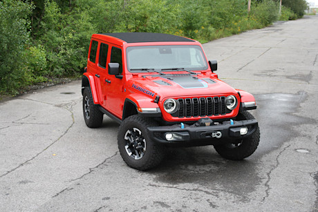 Jeep Wrangler 4xe Rubicon X 2024 : essai routier Image