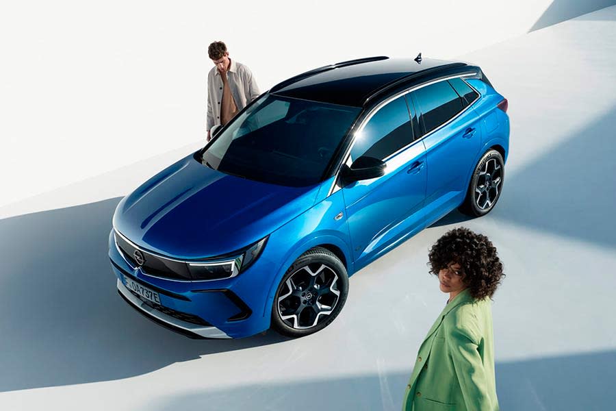 opel_grandland_hybrid_exterior-side-front_16x9_gr22_e01_062.jpg