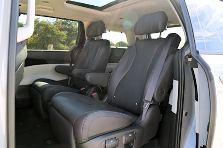 Editorial 2024 kia carnival sx td 240216 18 sha