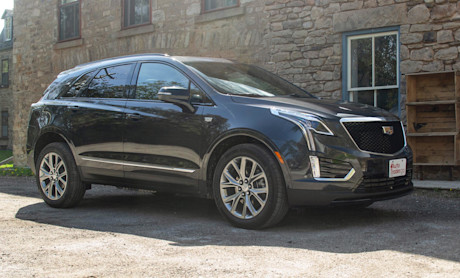 Editorial 2021 cadillac xt5 sport awd 03 sm