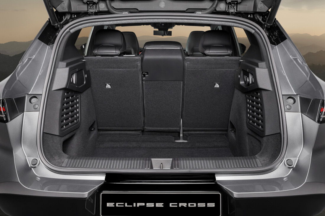 Eclipse Cross_037.jpg