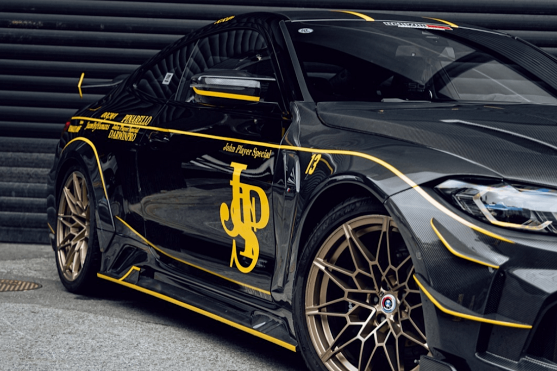 BMW-M4-Competition-2023-john-player-special (7).png