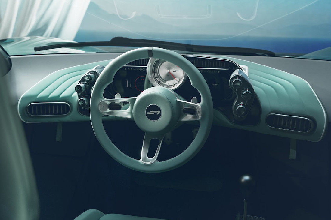Gordon_Murray-S1-2028-interior (4).jpg
