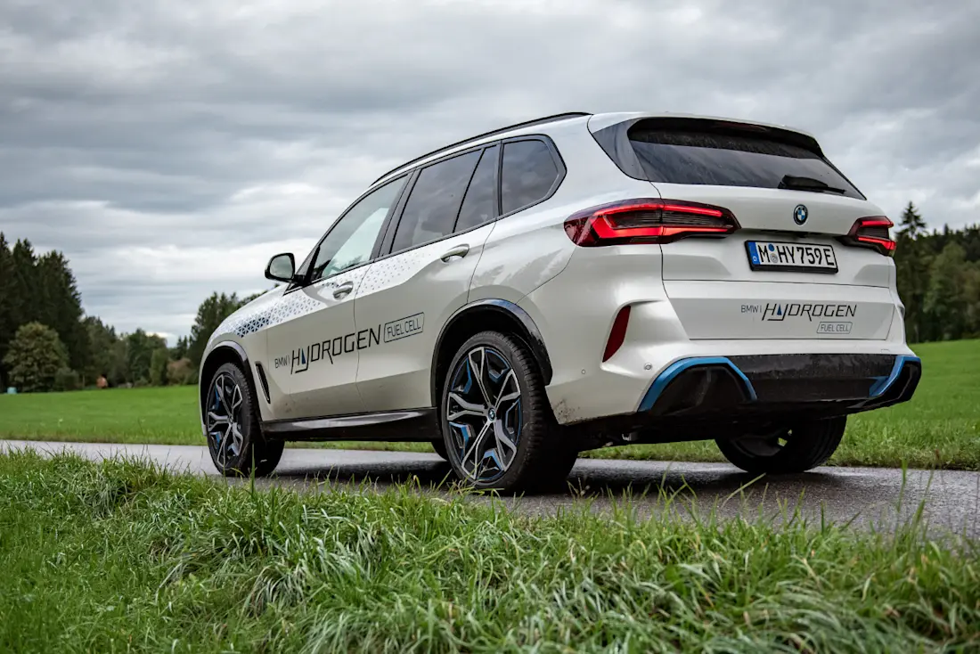 BMW-iX5-Hydrogen-Seite-Heck BMW-iX5-Hydrogen-Seite-Heck