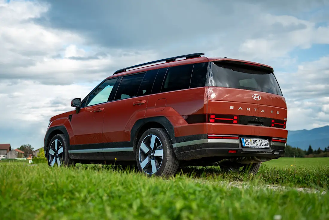 hyundai-santa-fe-2024-heck
