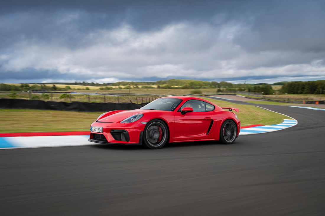 AS24  -Porsche Cayman GT4 (4).jpg